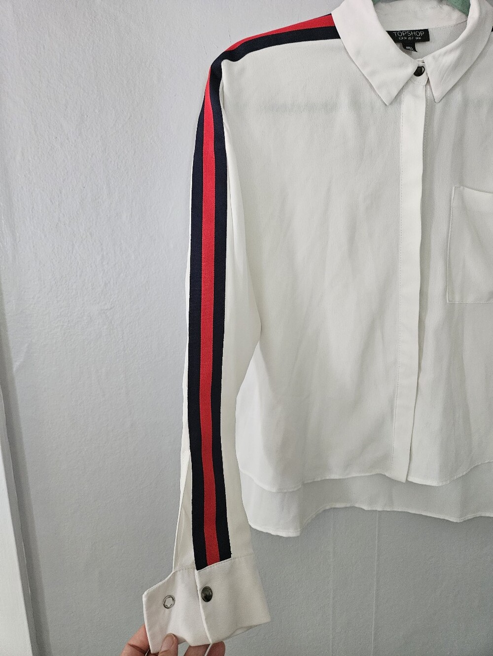 TopShop Grosgrain Ribbon Hi Low Button Up Shirt - Picture 3 of 8